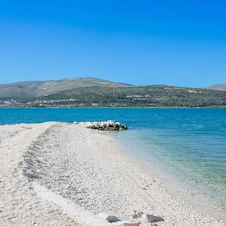 Apartamento With Parking Space Mastrinka, Ciovo - 24727 Trogir